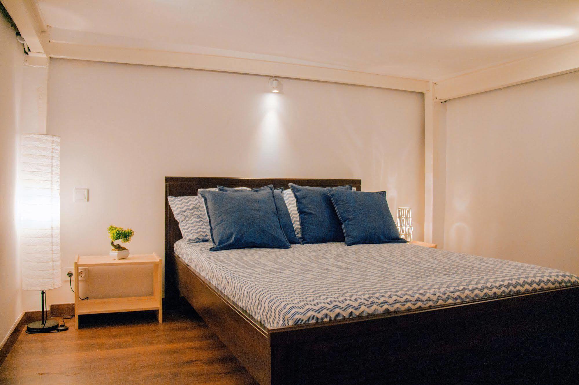 Lollipop Flats City Centre Suite Madrid Eksteriør billede