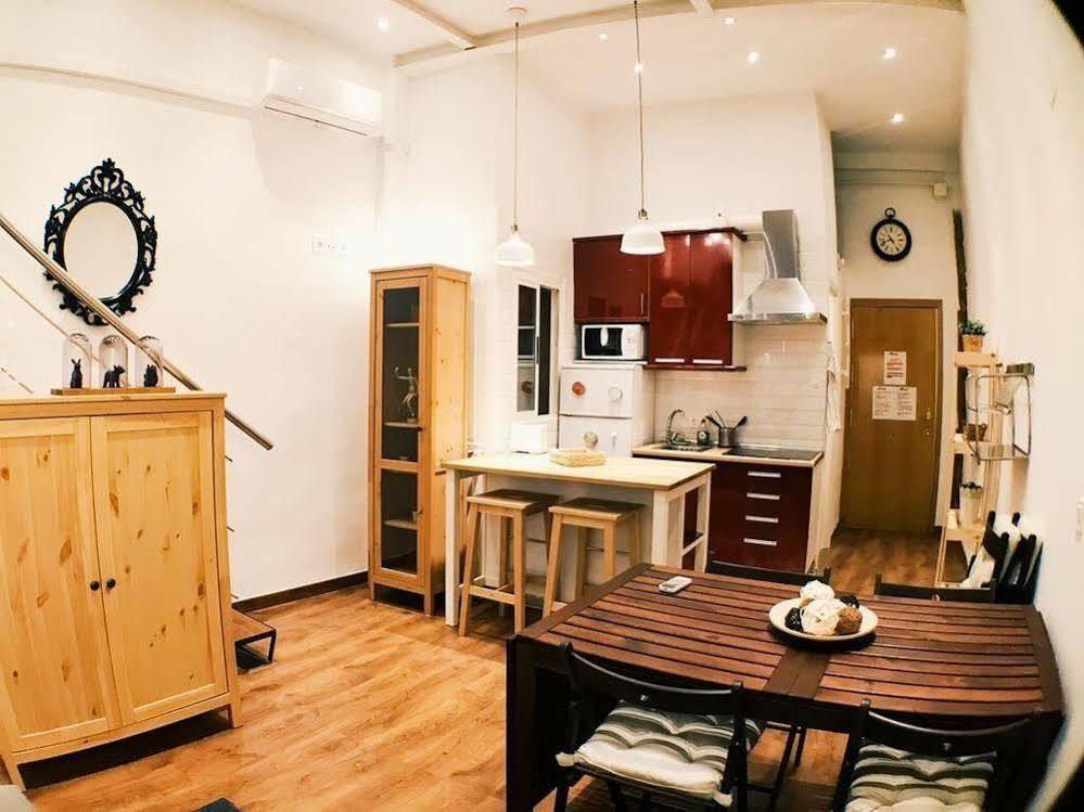 Lollipop Flats City Centre Suite Madrid Eksteriør billede